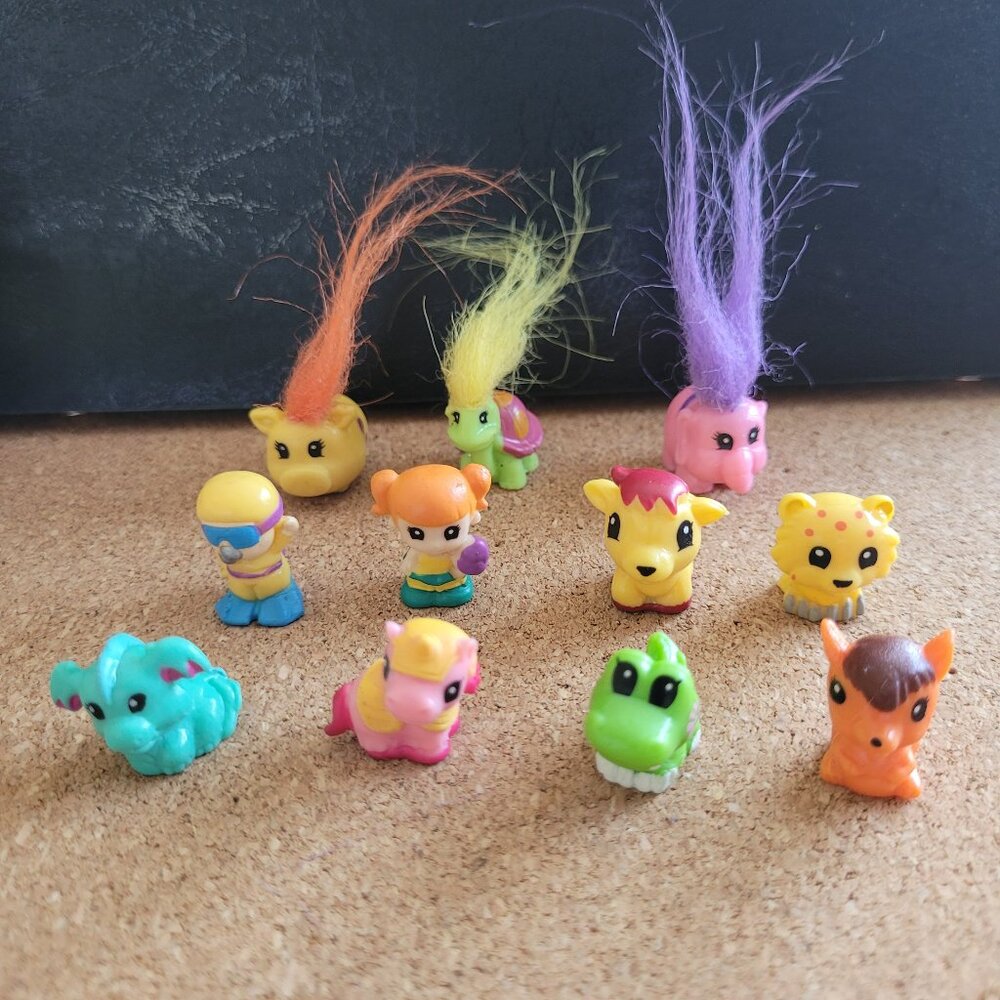 Squinkies Lot of 11 Mixed Lot